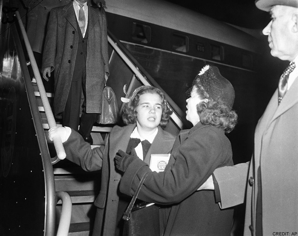 Sally and Ella Horner reunite (credit: Associated Press)