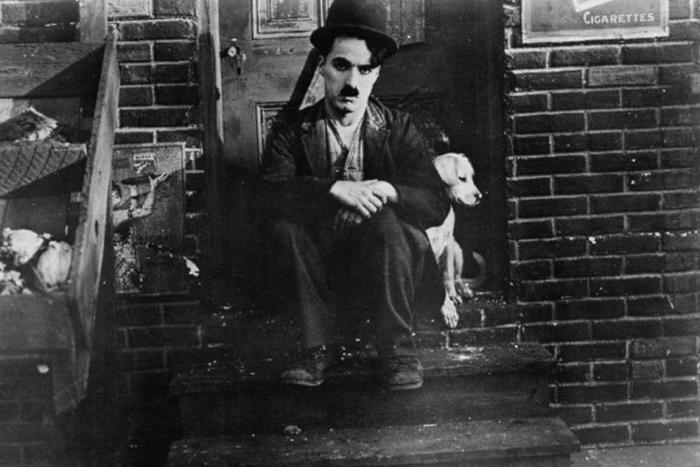 || Charlie Chaplin in 1918's A Dog's Life